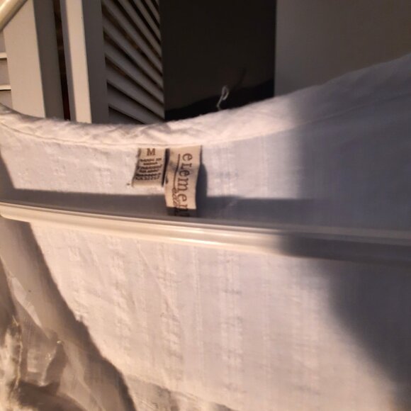 Embroidered peasant blouse - Picture 3 of 4